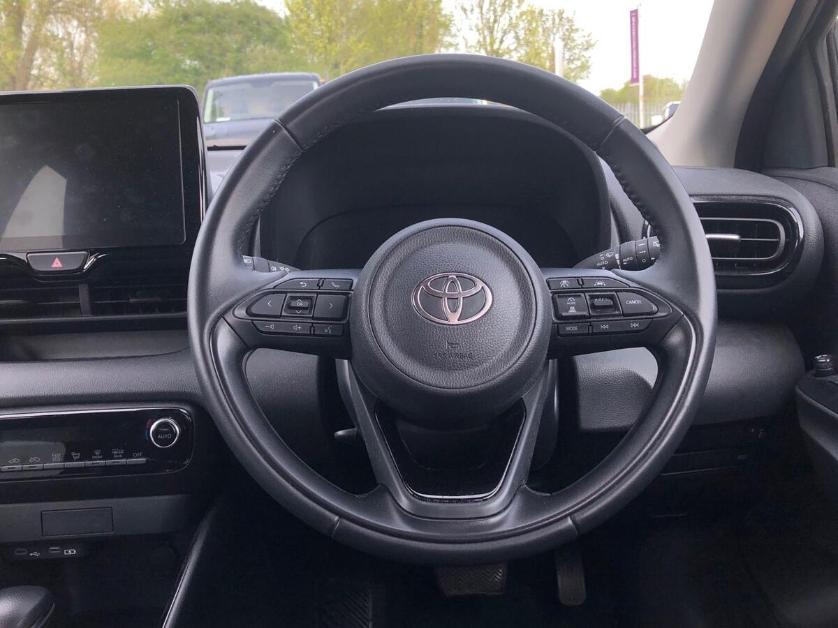 Used Toyota Yaris 2024 for sale - 78206396: Photo 14