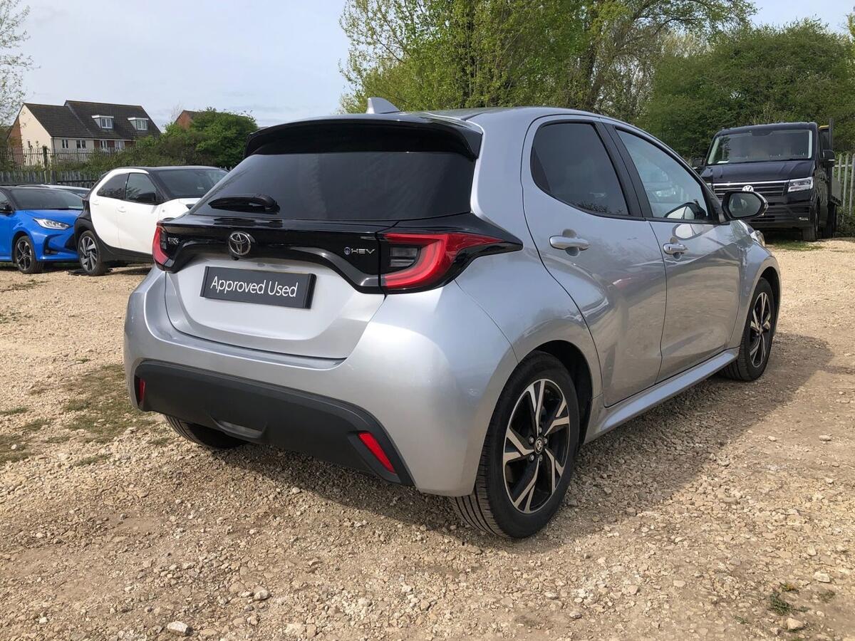 Used Toyota Yaris 2024 for sale - 78206396: Photo 15