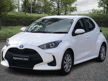 Used Toyota Yaris 2023 for sale - 75783359: Photo