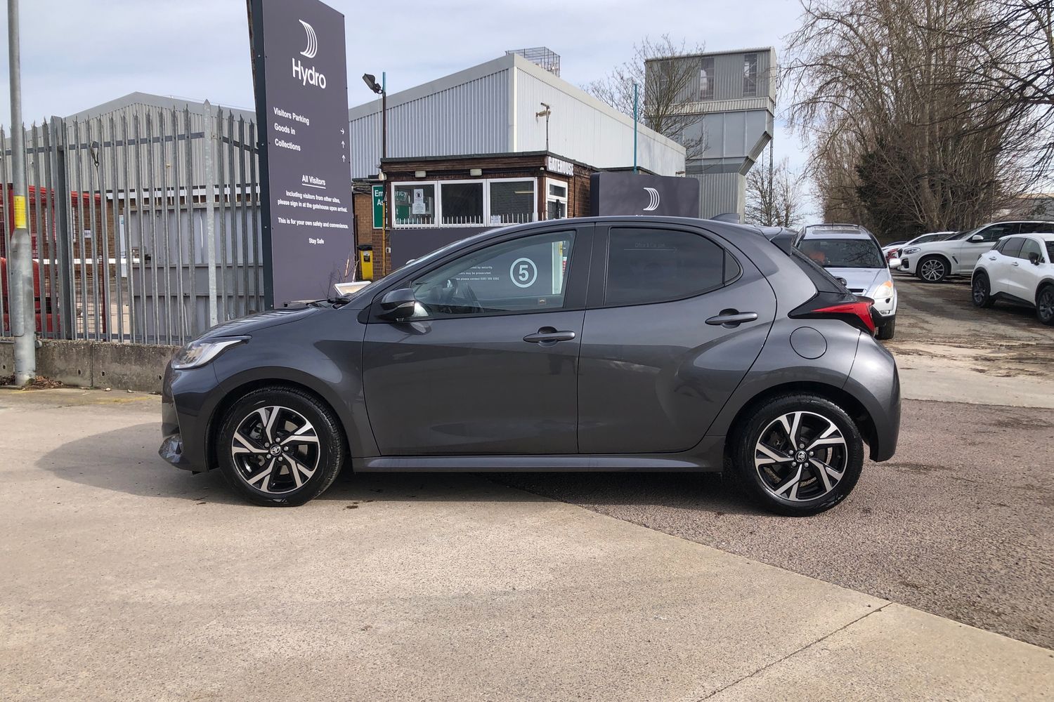 Used Toyota Yaris 2024 for sale - 77884848: Photo 13