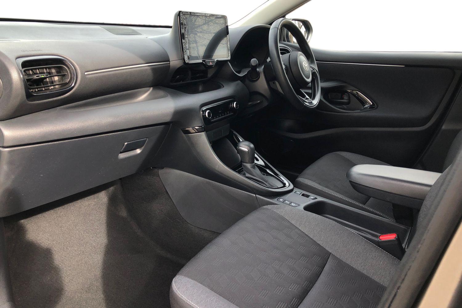 Used Toyota Yaris 2024 for sale - 77884848: Photo 7