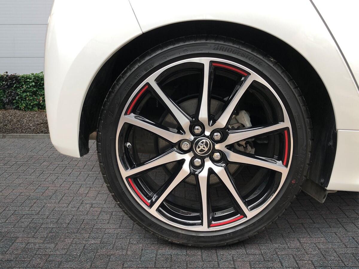 Used Toyota Yaris 2023 for sale - 77627105: Photo 18