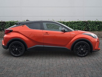 Used Toyota C-HR 2020 for sale - 77755073: Photo