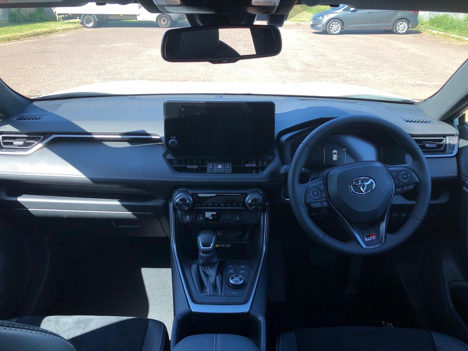 Used Toyota RAV4 2025 for sale - 77052427: Photo 10