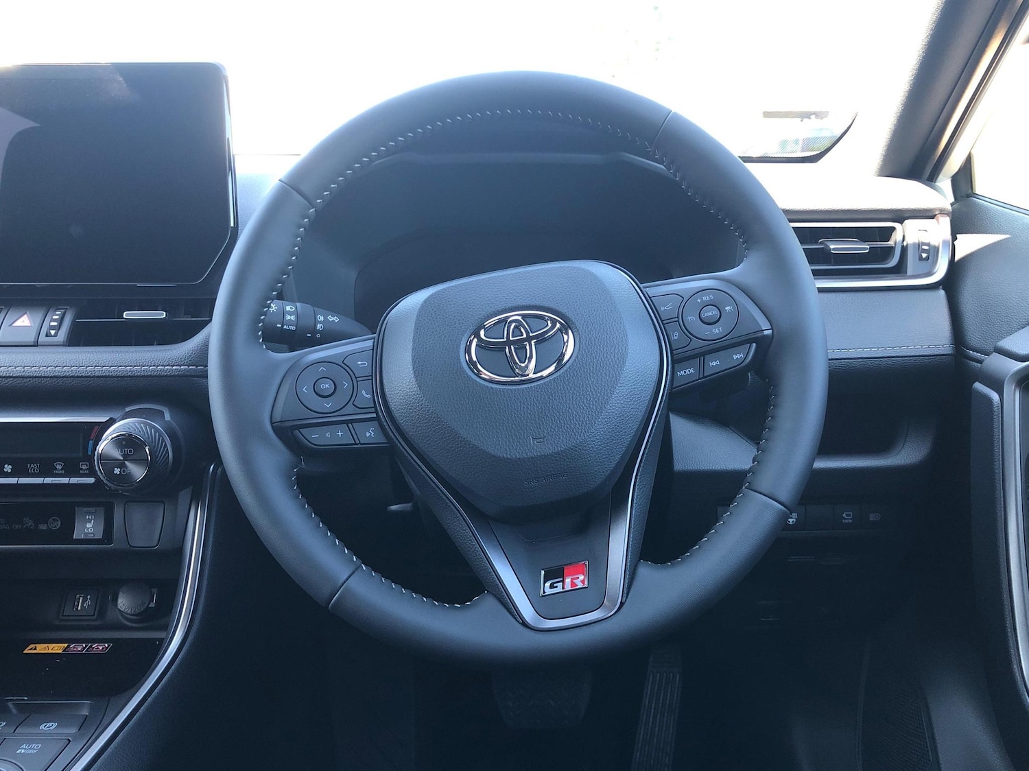 Used Toyota RAV4 2025 for sale - 77052427: Photo 11