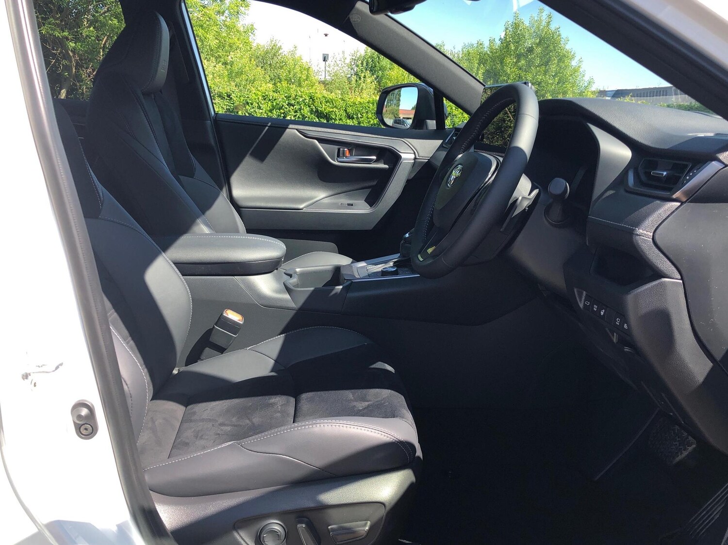 Used Toyota RAV4 2025 for sale - 77052427: Photo 15