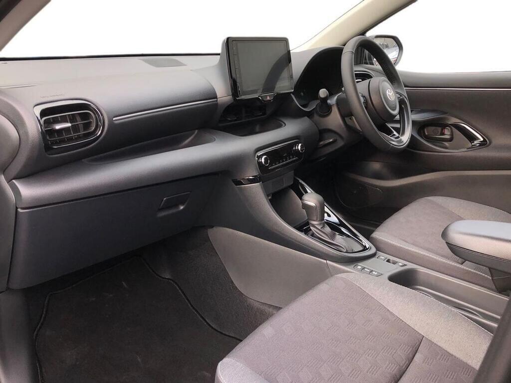 Used Toyota Yaris 2025 for sale - 77145325: Photo 14