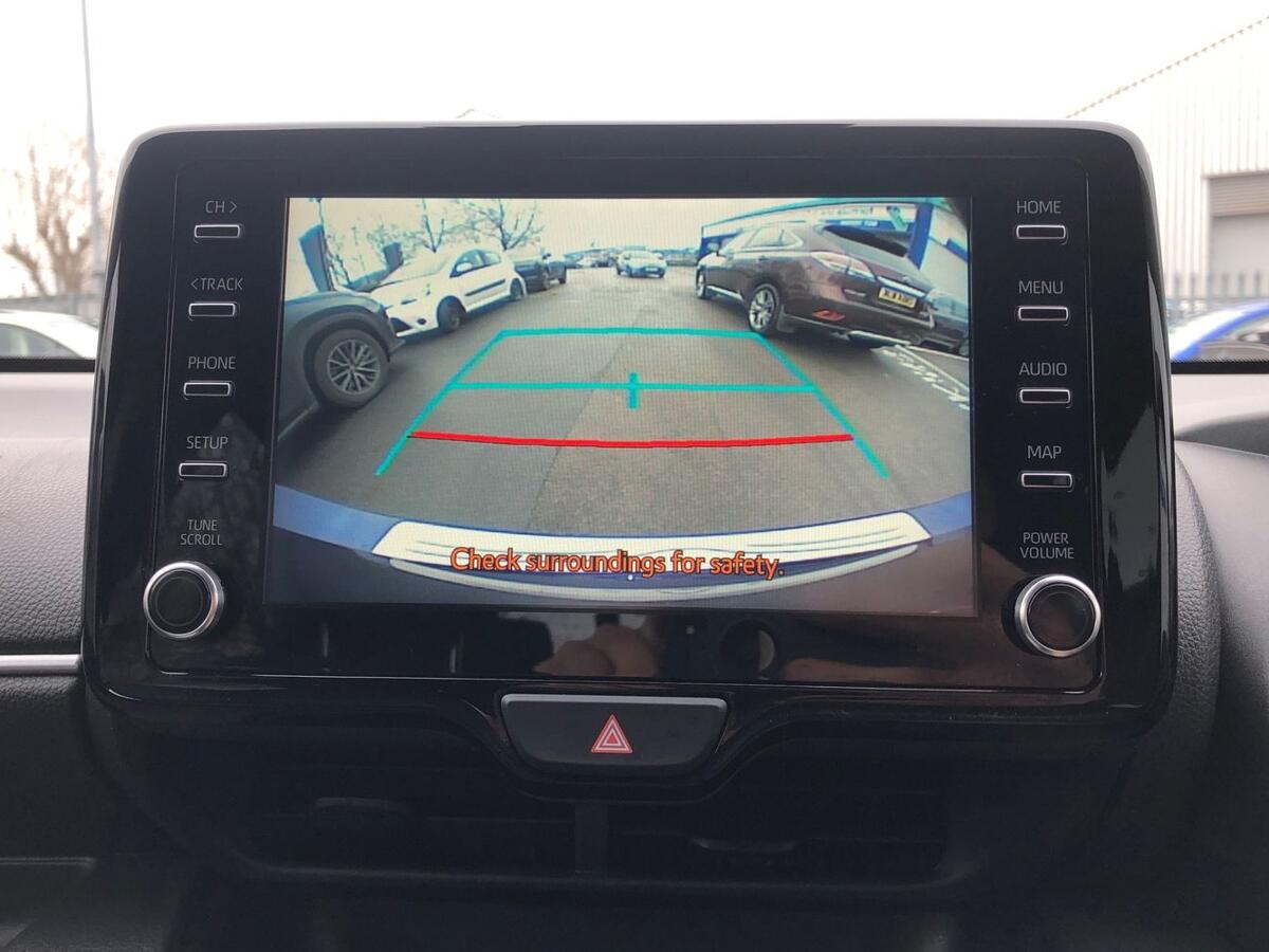 Used Toyota Yaris 2022 for sale - 77627076: Photo 11