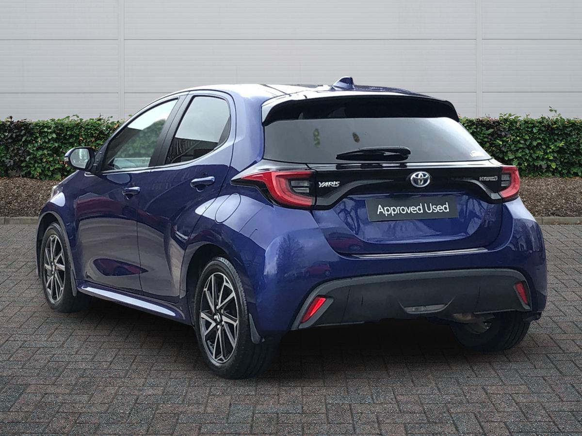 Used Toyota Yaris 2022 for sale - 77627076: Photo 2