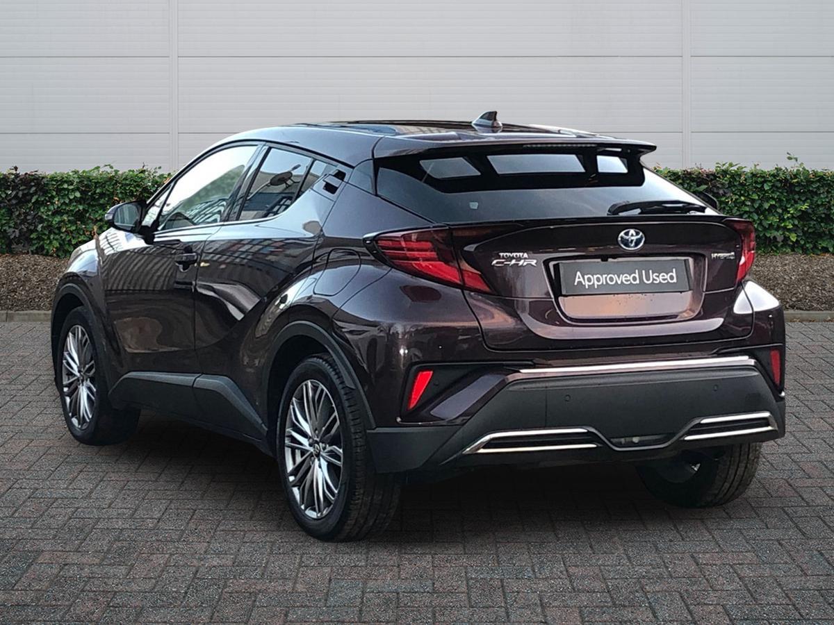 Used Toyota C-HR 2023 for sale - 76937258: Photo 2