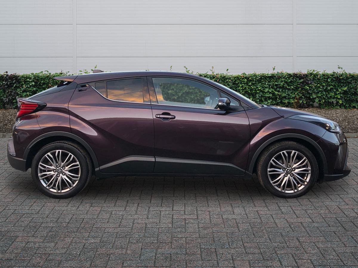 Used Toyota C-HR 2023 for sale - 76937258: Photo 4