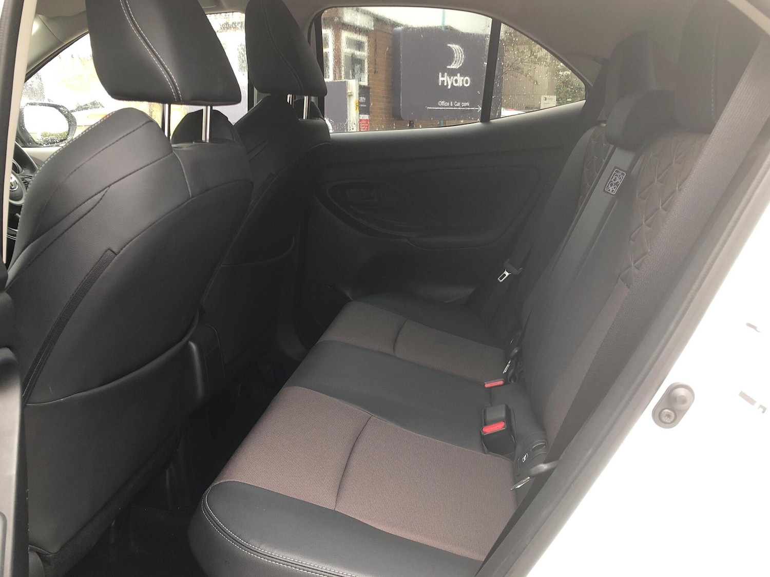 Used Toyota Yaris 2024 for sale - 76003207: Photo 19