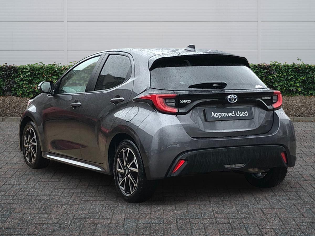 Used Toyota Yaris 2023 for sale - 77427499: Photo 2