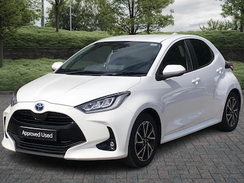 Used Toyota Yaris 2023 for sale - 75450952: Photo