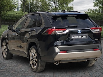 Used Toyota RAV4 2022 for sale - 76061650: Photo 4