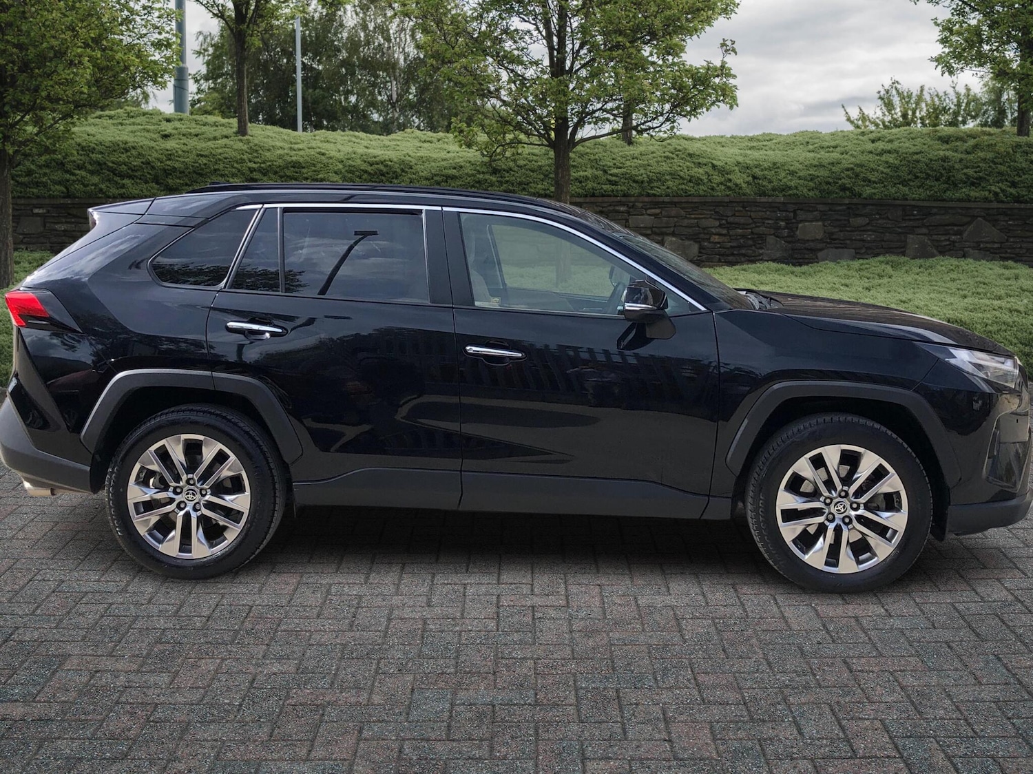 Used Toyota RAV4 2022 for sale - 76061650: Photo 6