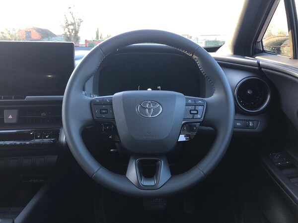Used Toyota C-HR 2024 for sale - 75142507: Photo 11