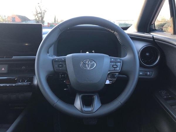 Used Toyota C-HR 2024 for sale - 75142507: Photo 12
