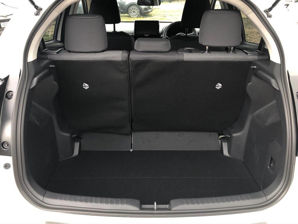 Used Toyota Yaris 2025 for sale - 76228852: Photo 11