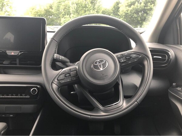 Used Toyota Yaris 2025 for sale - 76228852: Photo 13