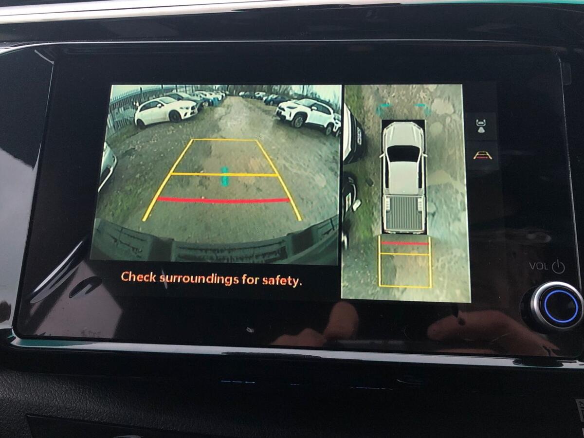 Used Toyota Hilux 2025 for sale - 76937219: Photo 16