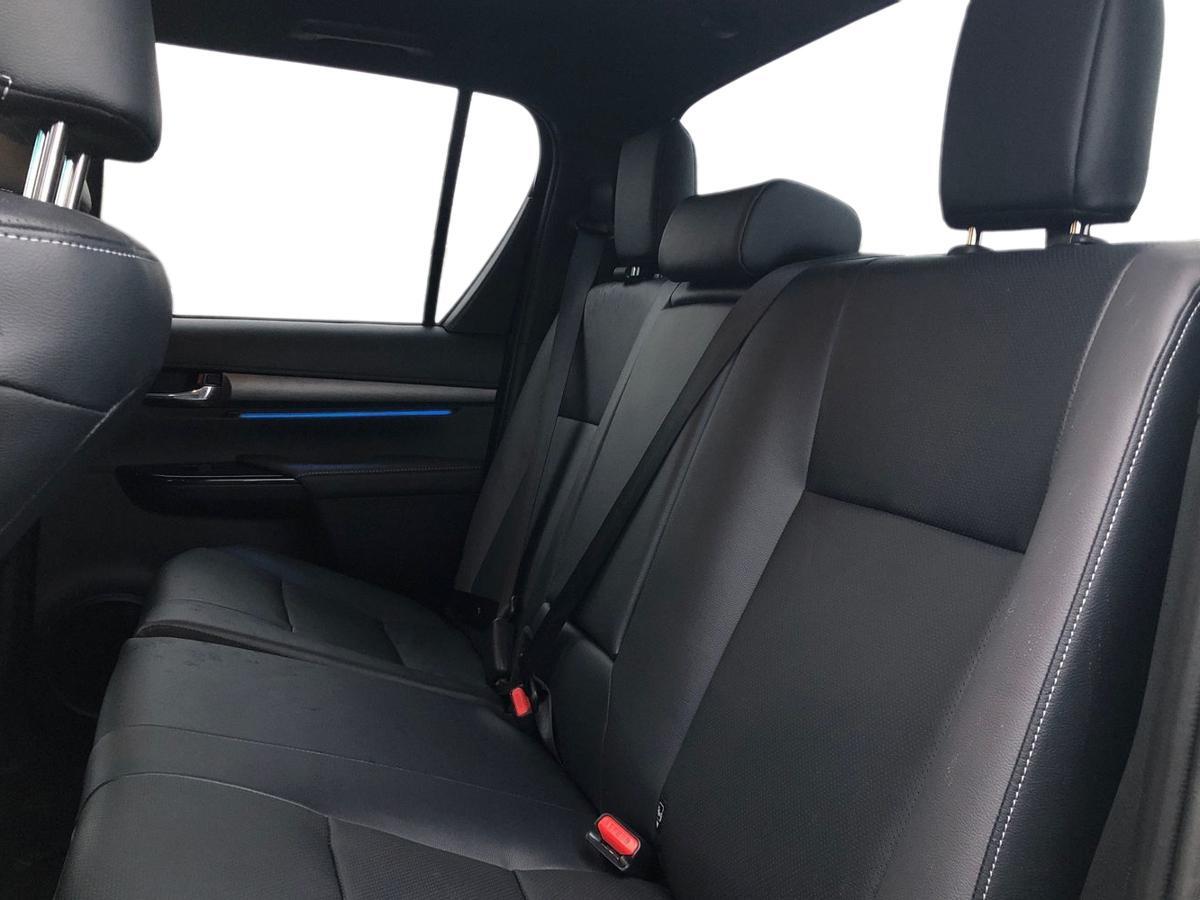 Used Toyota Hilux 2025 for sale - 76937219: Photo 9