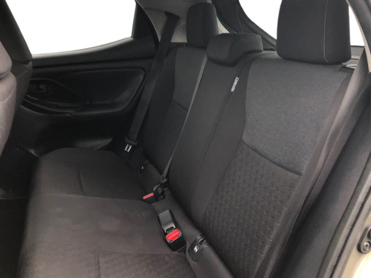 Used Toyota Yaris 2022 for sale - 77013405: Photo 12