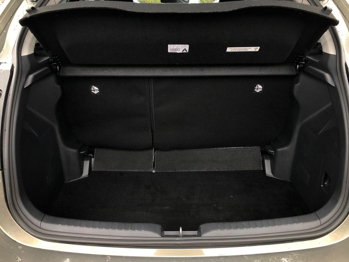 Used Toyota Yaris 2022 for sale - 77013405: Photo 13