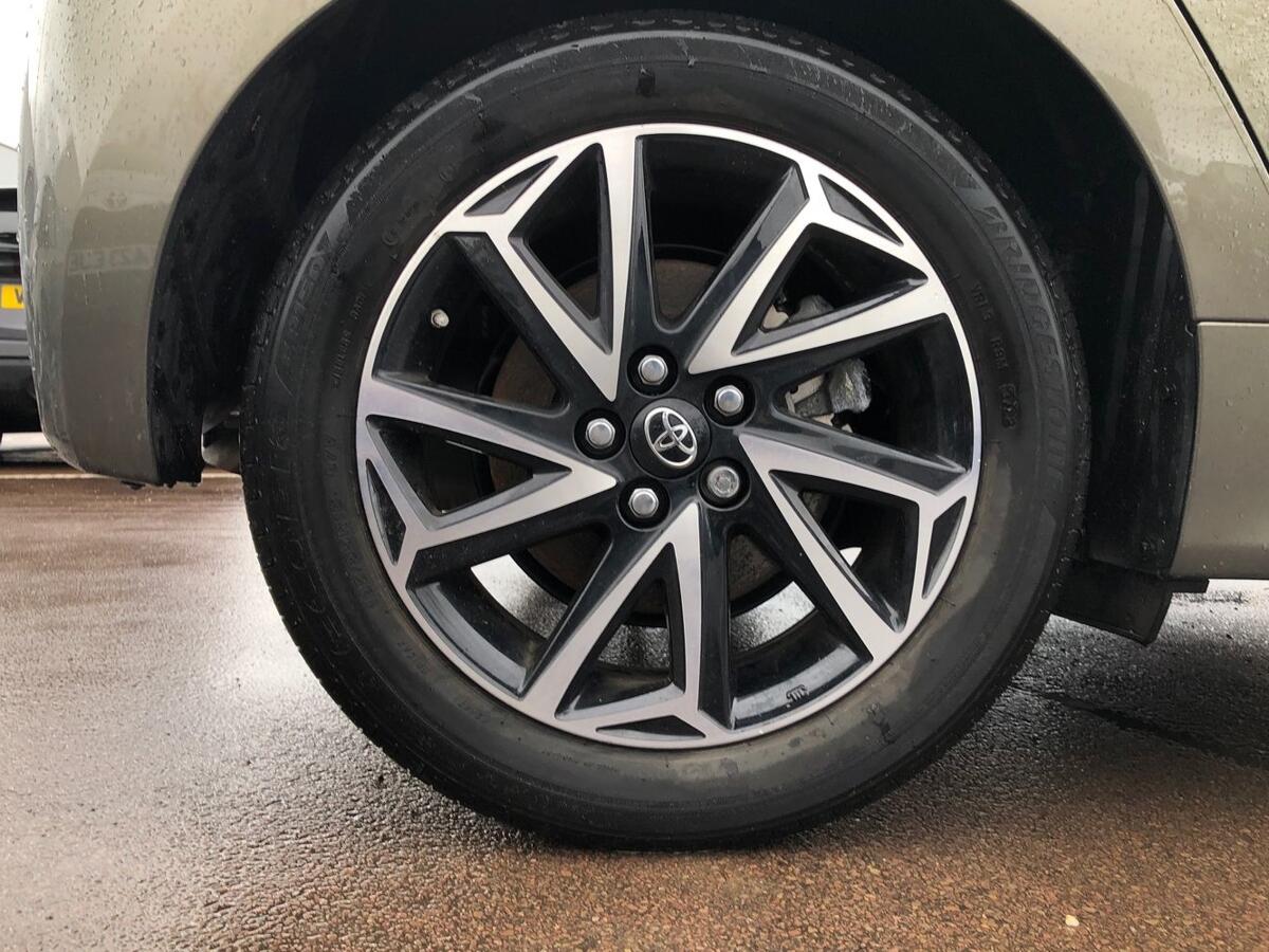 Used Toyota Yaris 2022 for sale - 77013405: Photo 16