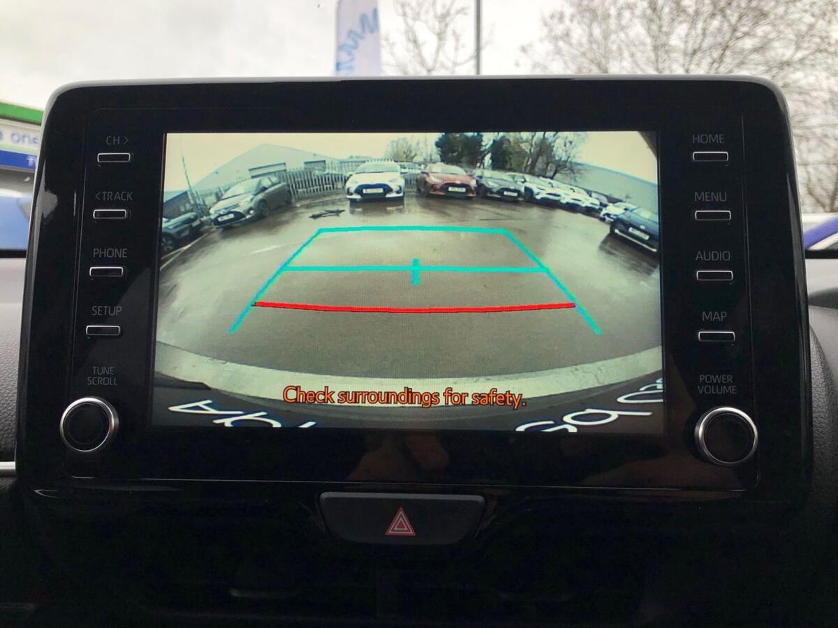 Used Toyota Yaris 2022 for sale - 77013405: Photo 8