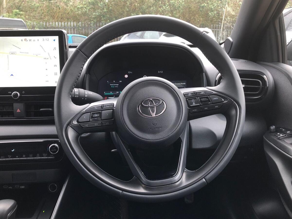 Used Toyota Yaris 2025 for sale - 77884859: Photo 10