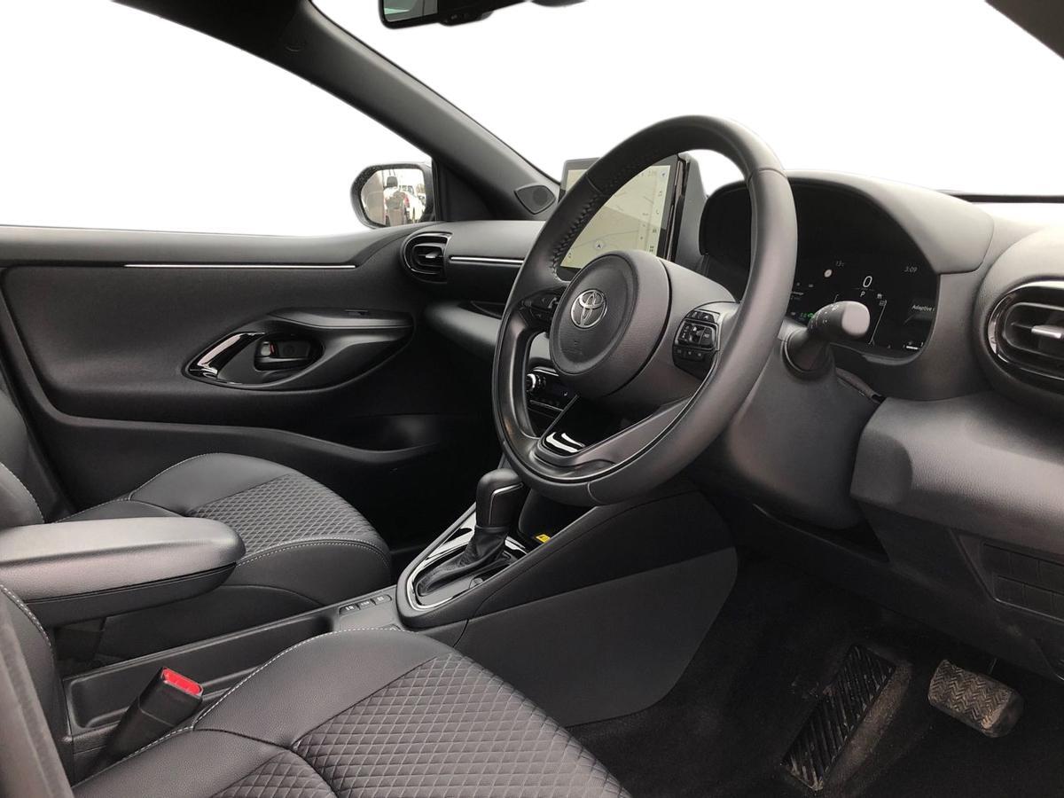 Used Toyota Yaris 2025 for sale - 77884859: Photo 14