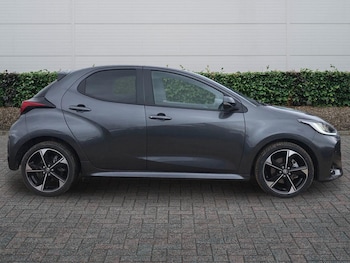 Used Toyota Yaris 2025 for sale - 77884859: Photo