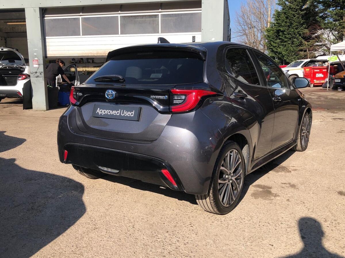 Used Toyota Yaris 2020 for sale - 77941564: Photo 19