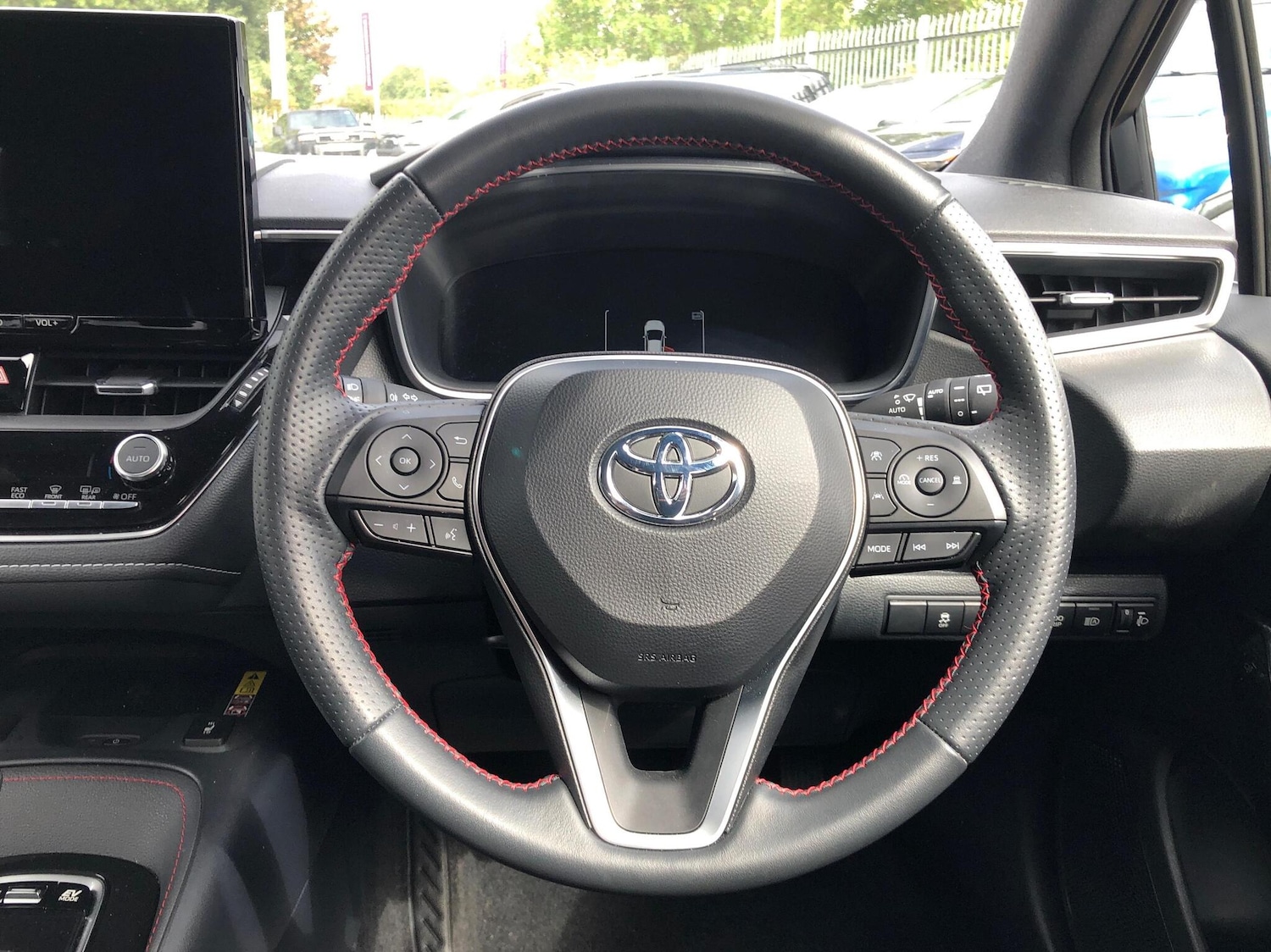 Used Toyota Corolla 2024 for sale - 76458639: Photo 11