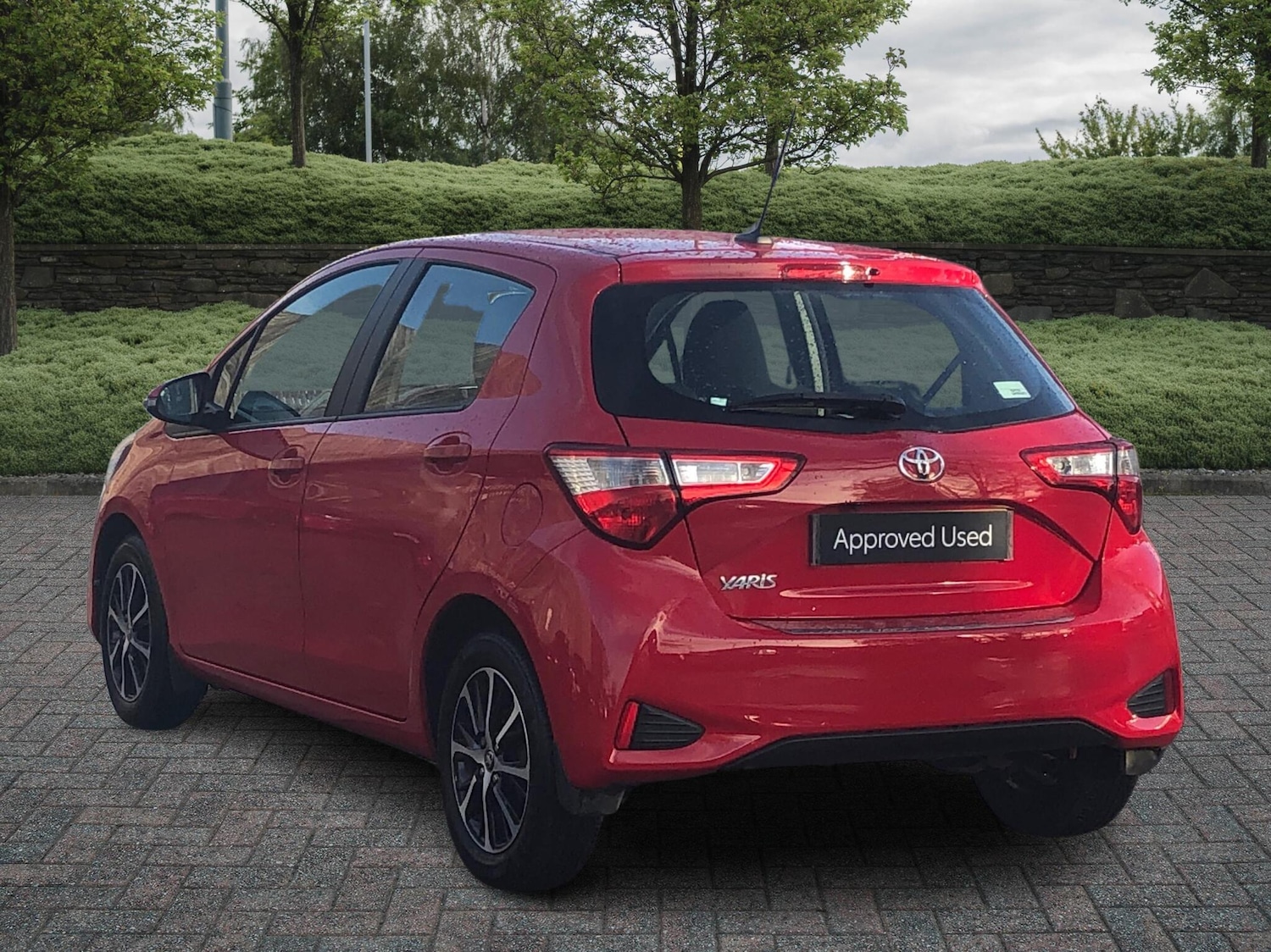 Used Toyota Yaris 2017 for sale - 76486603: Photo 4