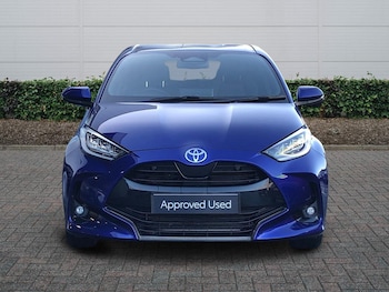 Used Toyota Yaris 2024 for sale - 76800603: Photo