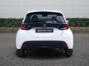 Used Toyota Yaris 2024 for sale - 78868046: Photo