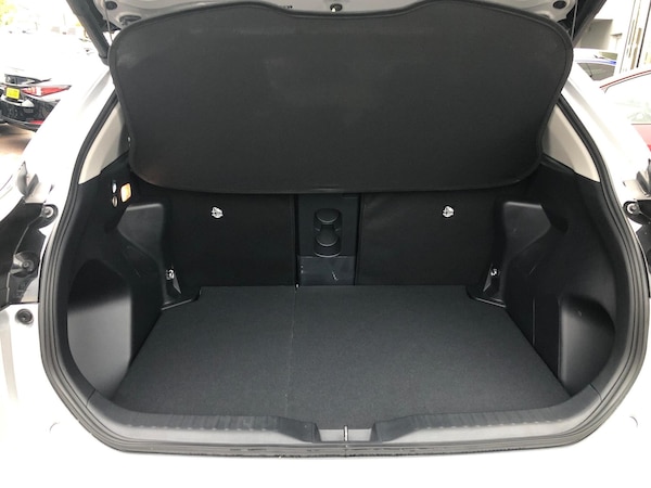 Used Toyota Yaris Cross 2024 for sale - 76271537: Photo 16