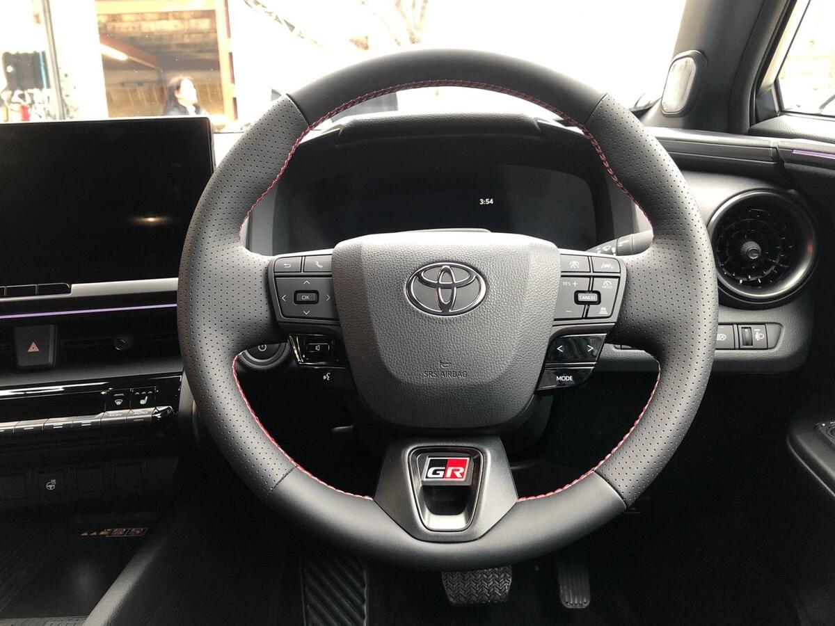 Used Toyota C-HR 2026 for sale - 78049107: Photo 16