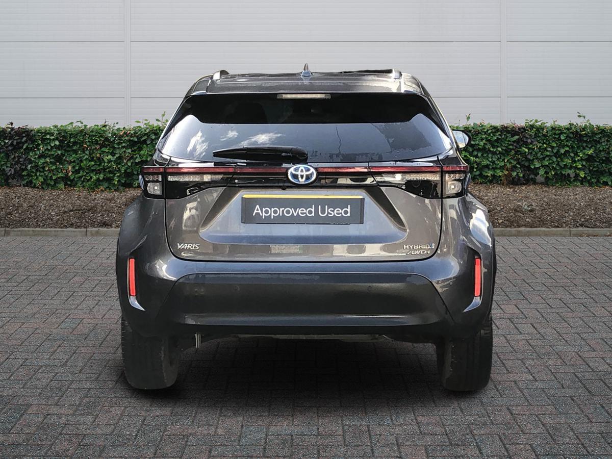 Used Toyota Yaris Cross 2023 for sale - 77884878: Photo 4