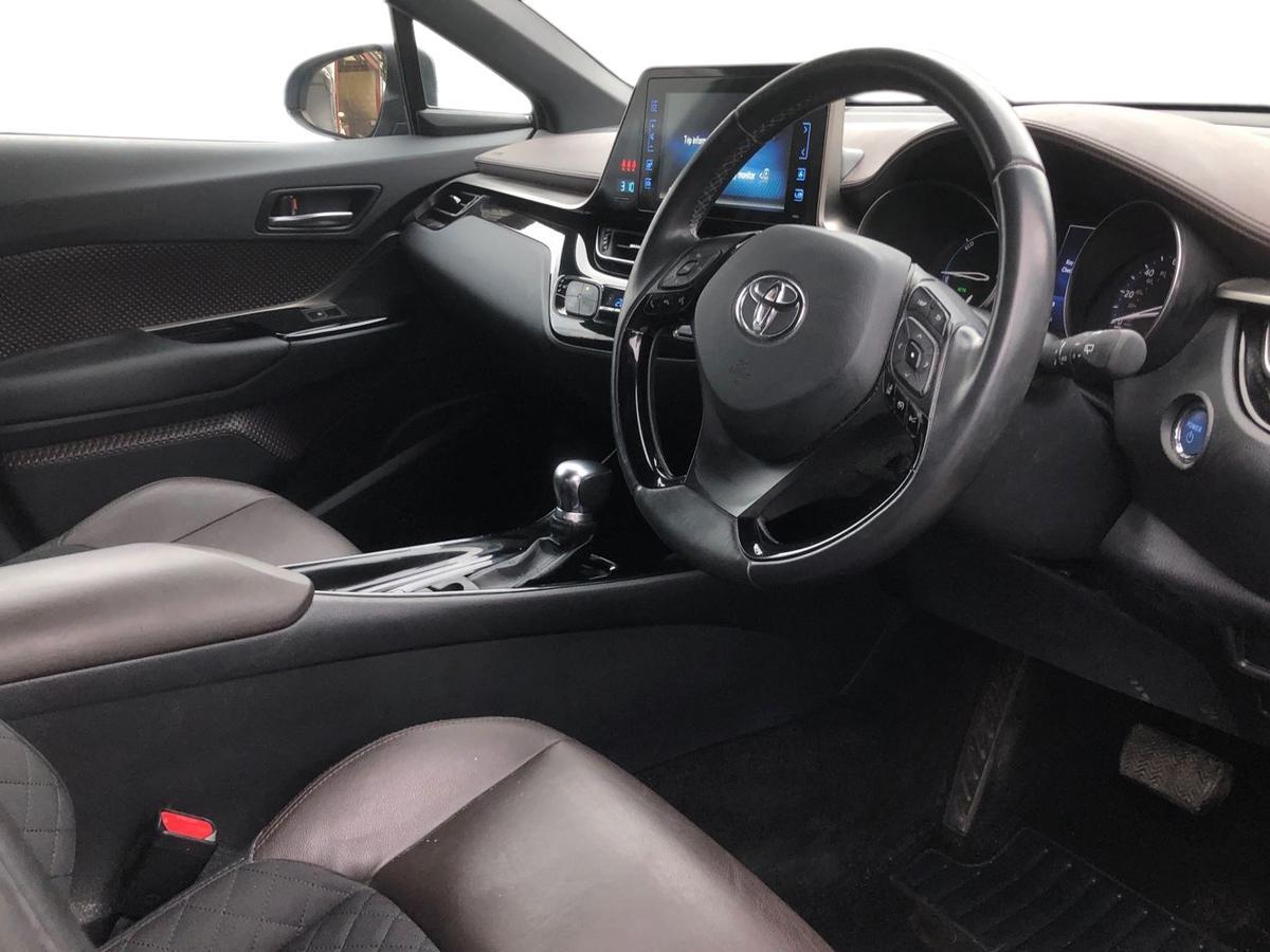 Used Toyota C-HR 2017 for sale - 77388525: Photo 12