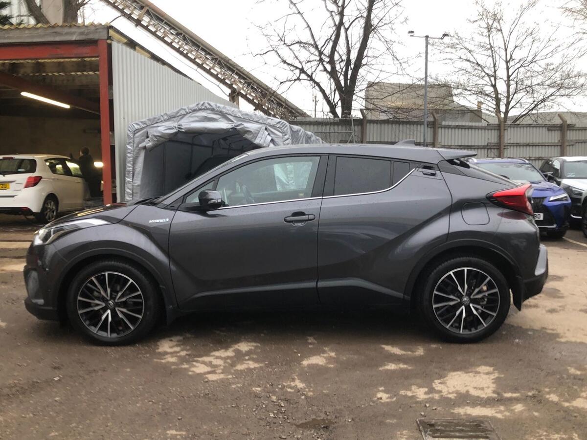 Used Toyota C-HR 2017 for sale - 77388525: Photo 21