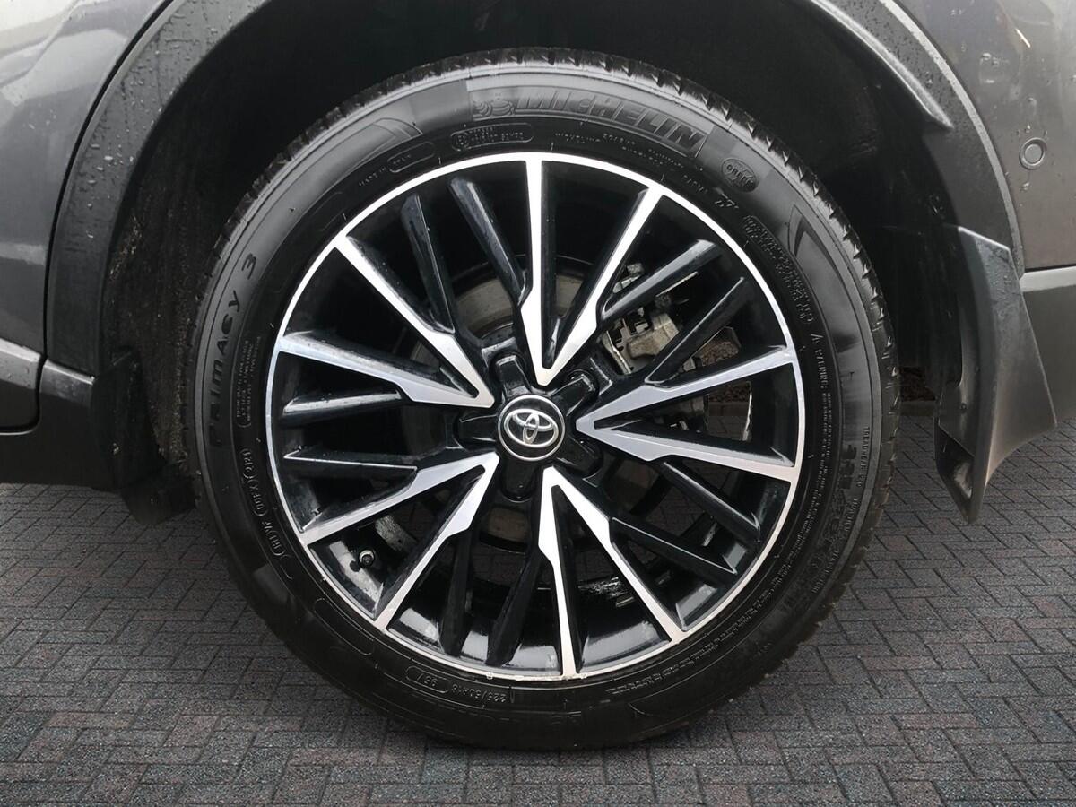 Used Toyota C-HR 2017 for sale - 77388525: Photo 6