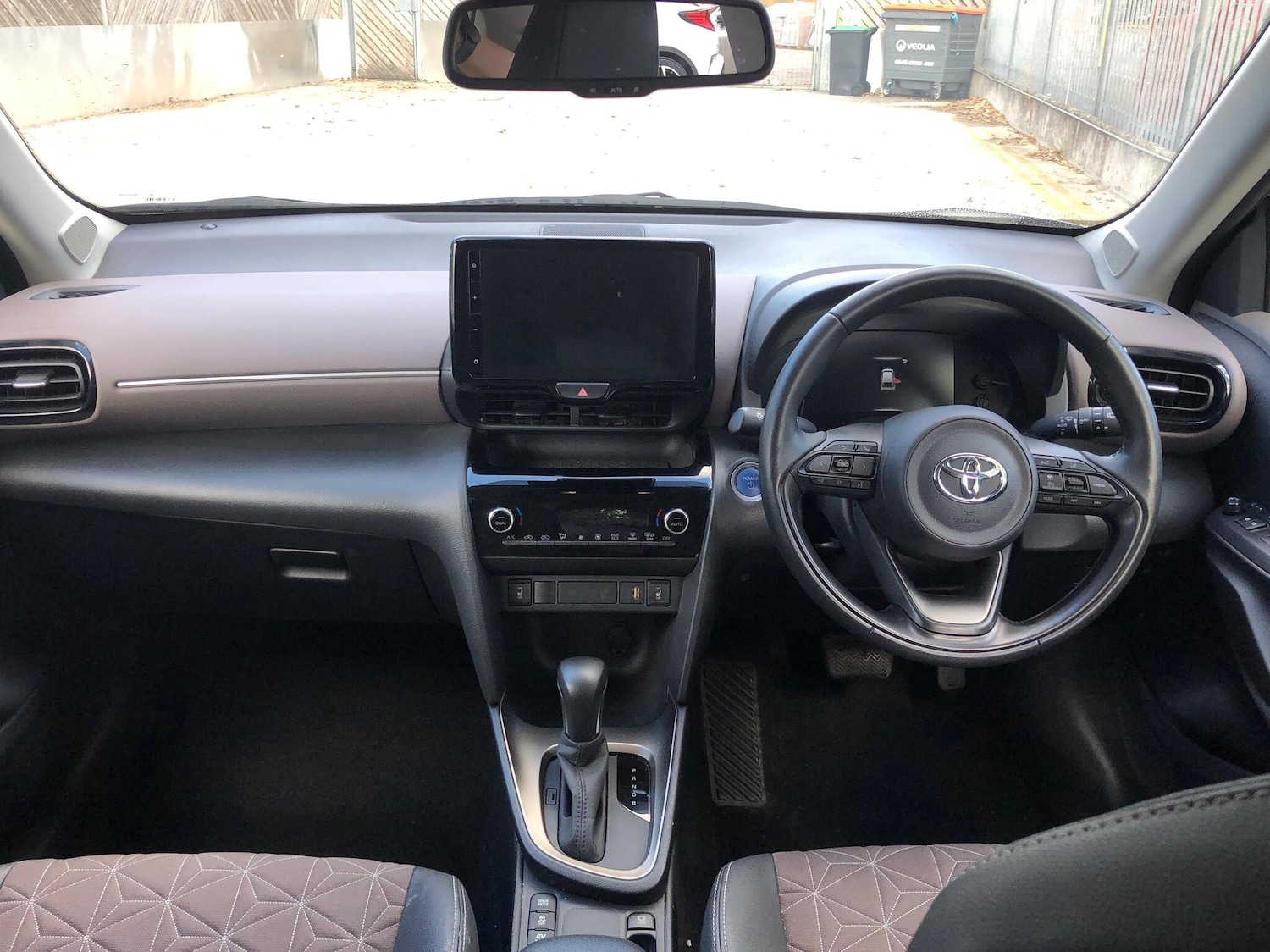 Used Toyota Yaris 2023 for sale - 76073830: Photo 5