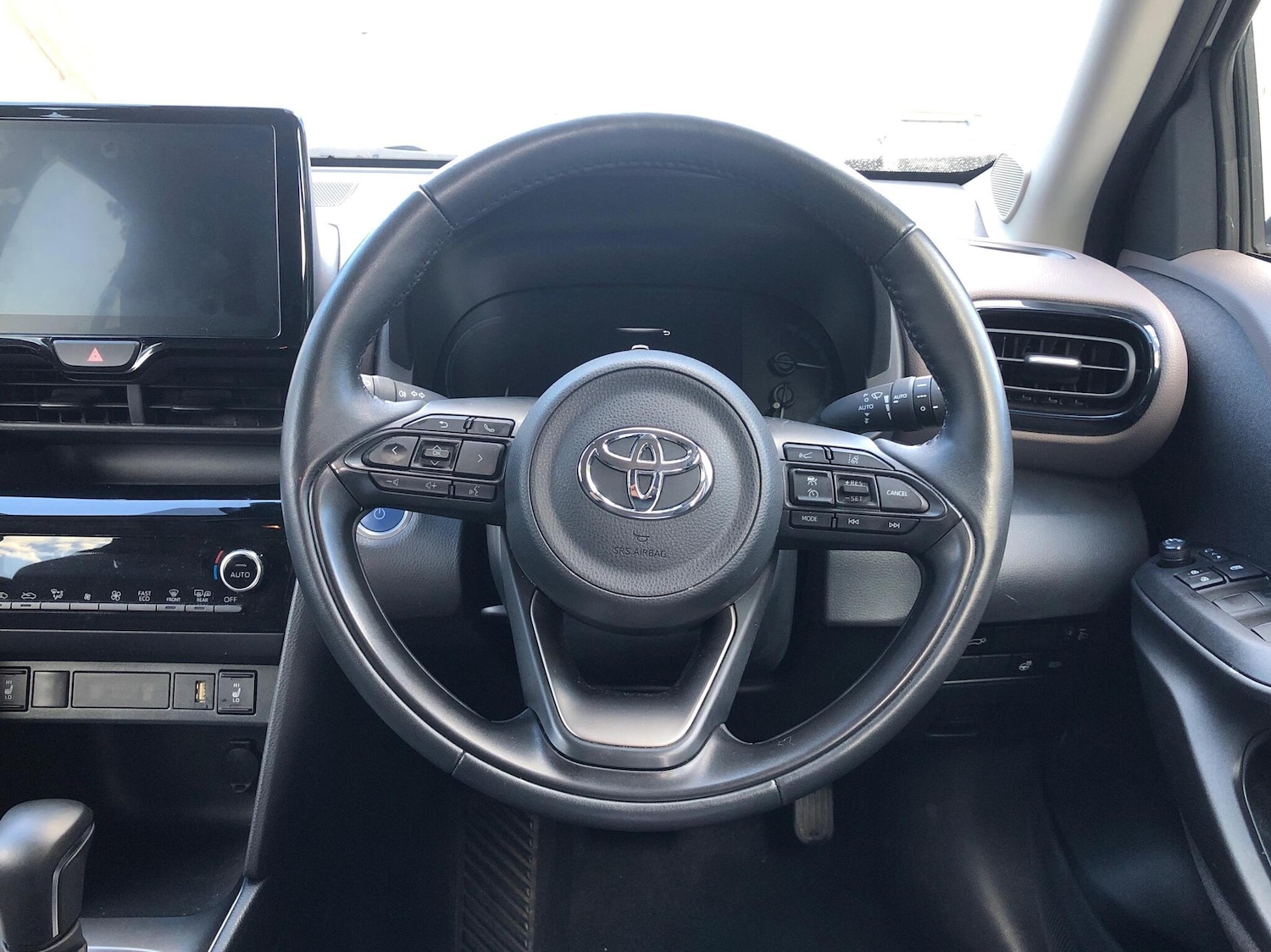 Used Toyota Yaris 2023 for sale - 76073830: Photo 6