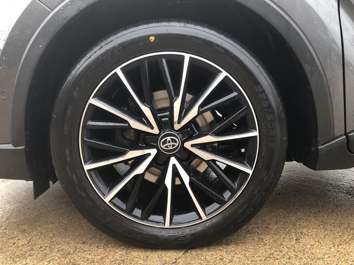 Used Toyota C-HR 2018 for sale - 77560475: Photo 21