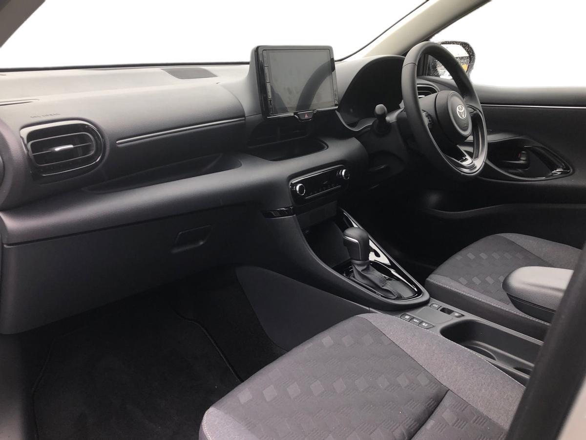 Used Toyota Yaris 2026 for sale - 78049066: Photo 15