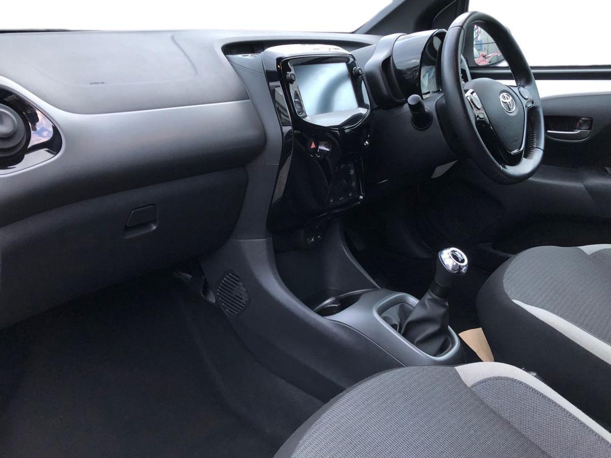 Used Toyota AYGO 2021 for sale - 76937340: Photo 12