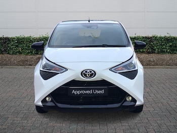 Used Toyota AYGO 2021 for sale - 76937340: Photo